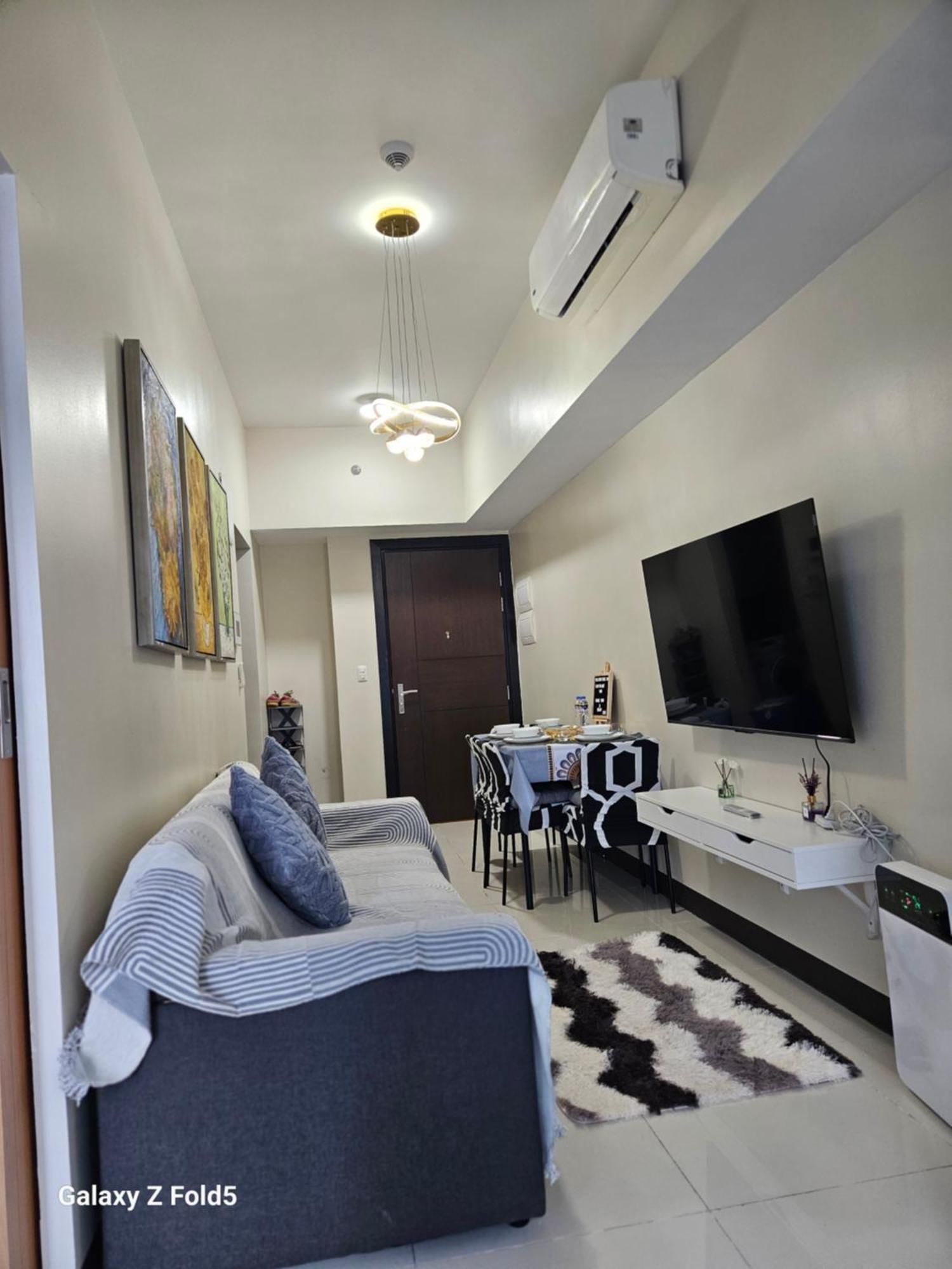 Bgc Opulent Heights Residences Manila Exterior photo