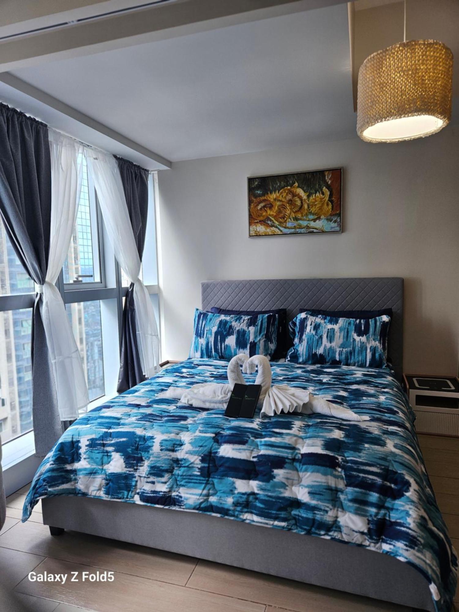 Bgc Opulent Heights Residences Manila Exterior photo