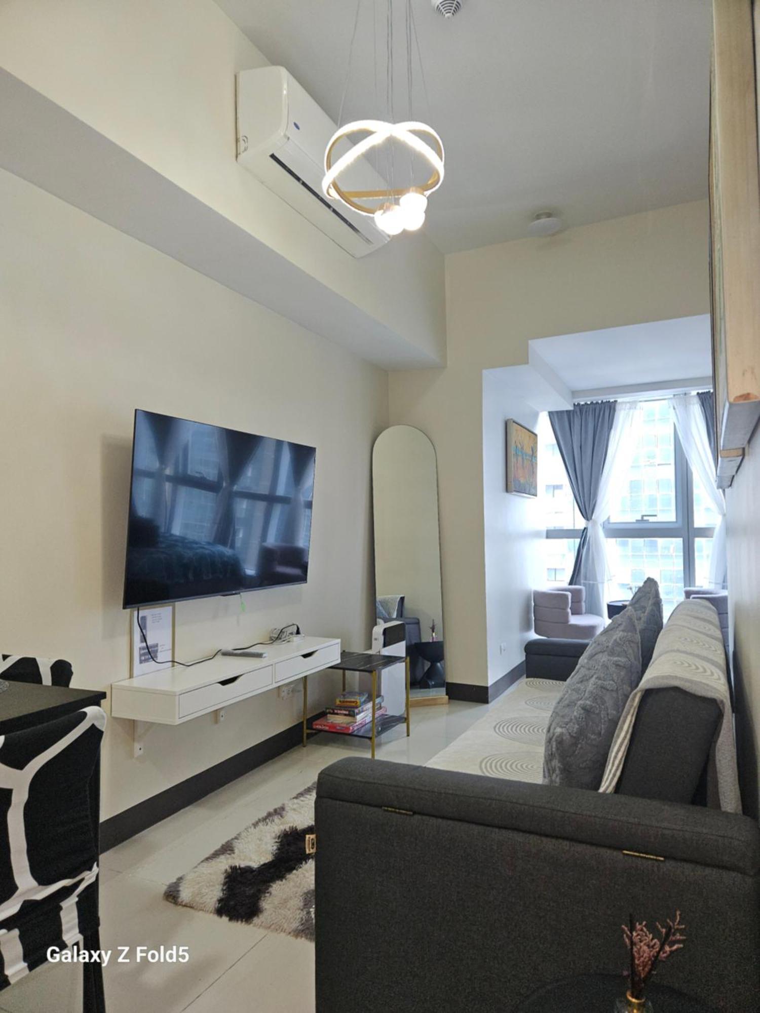 Bgc Opulent Heights Residences Manila Exterior photo
